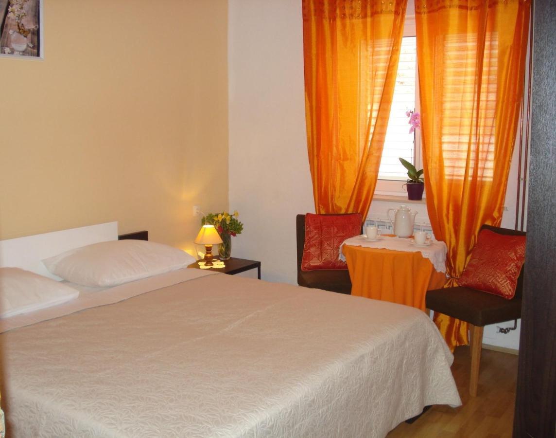 Guest House Adria Senj  Exteriér fotografie